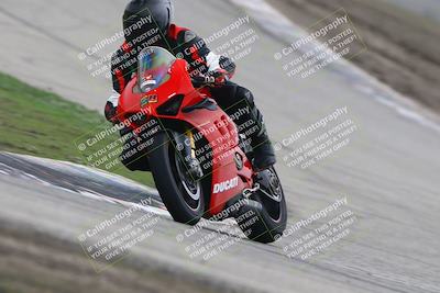 media/Nov-29-2025-TrackDaz (Sat) [[10ae2d9bce]]/A Group/Session 3 (Outside Grapevine)/